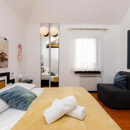Fortica Villa Milna (Brac)