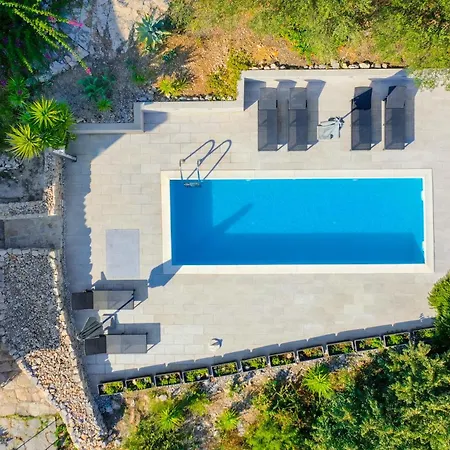 Fortica * Milna (Brac)