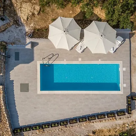 Villa Fortica Milna (Brac)